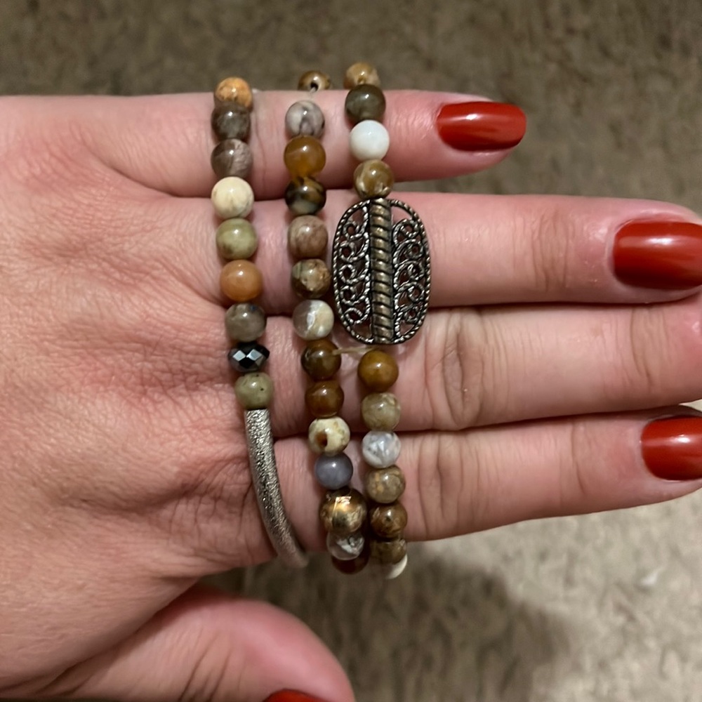 Brand new neutral tones beaded bracelet with Sterling silver details